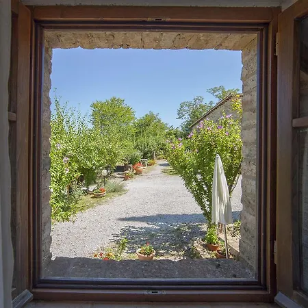 Podere Le Ghiande Séjour à la ferme CastellʼAzzara