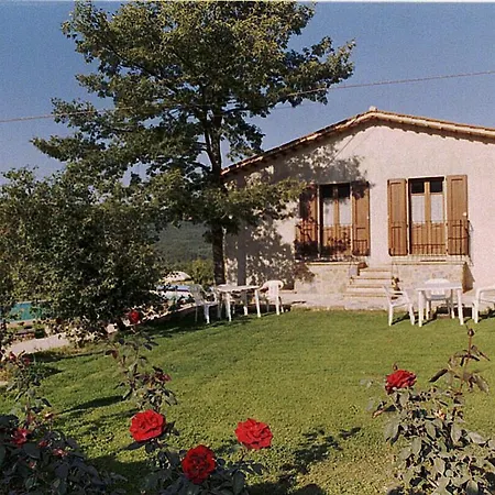 Podere Le Ghiande Séjour à la ferme CastellʼAzzara