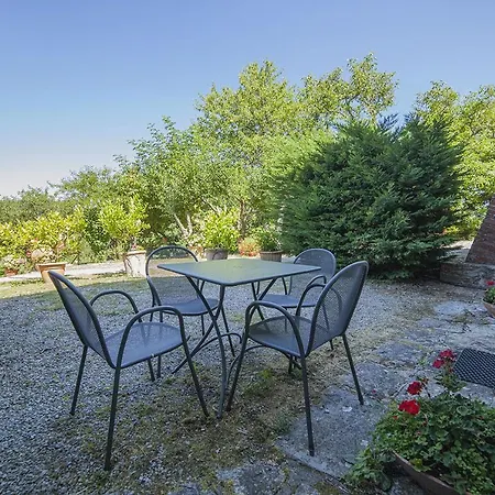 Podere Le Ghiande Séjour à la ferme CastellʼAzzara